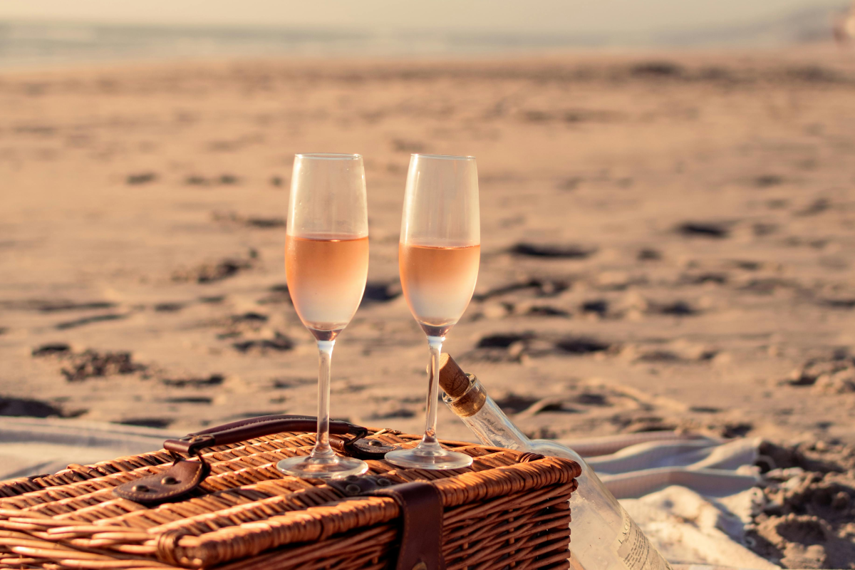 pexels-juliomaciel-12651960